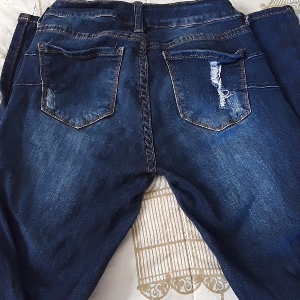 jeans - Picture 2 of 3